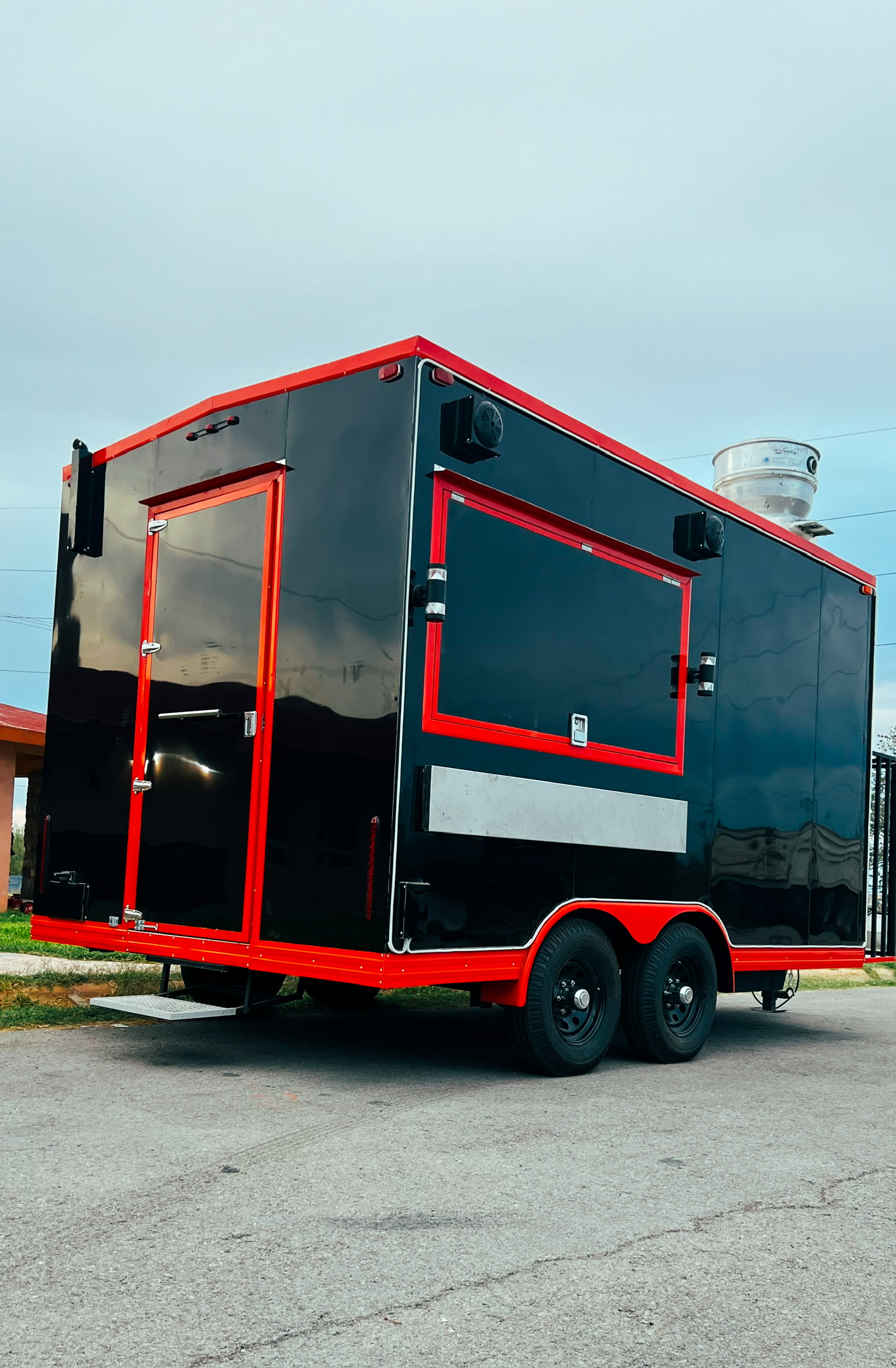 Vinny 8.5x16 custom food trailer